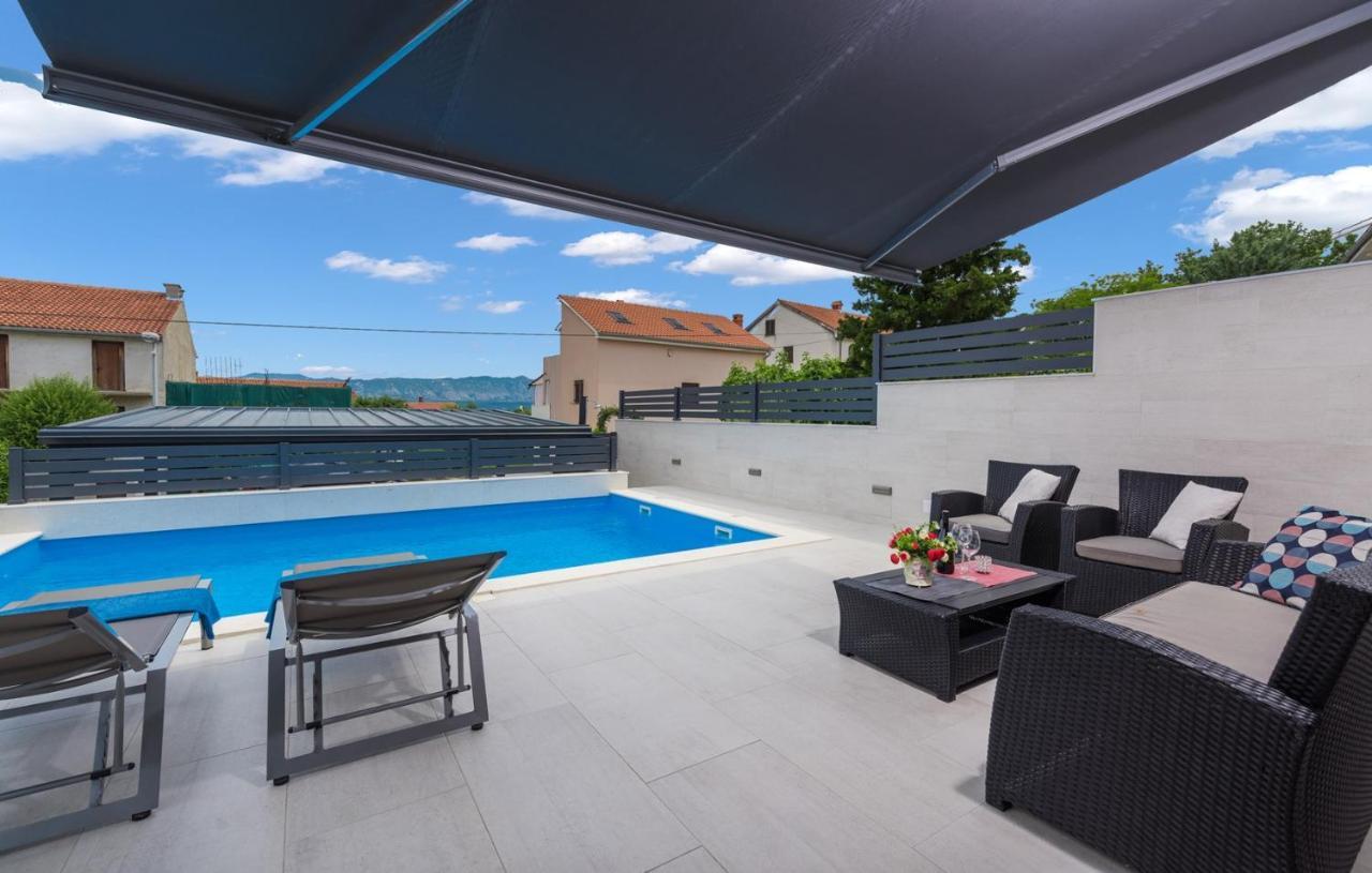 Villa Mondo Adria Njivice Esterno foto